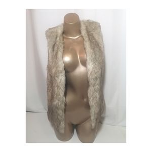 DYNAMITE Faux Fur Vest. Medium.